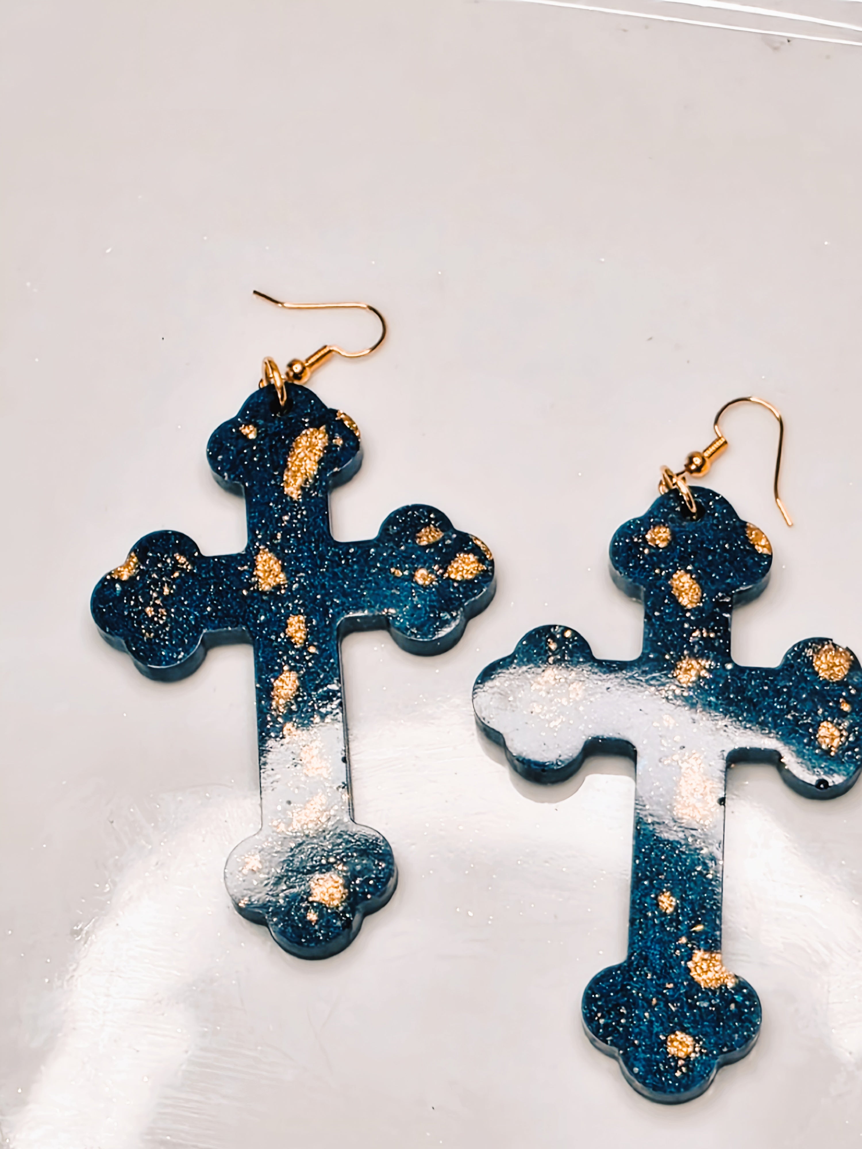 Bold Gold Splash Resin Cross Earrings